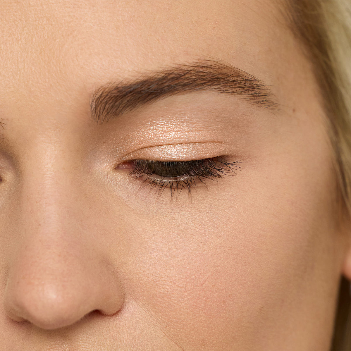 jane iredale - ColorLuxe Eye Shadow Stick - Moonstone - Lidschattenstift - jane iredale Mineral Make-up - Care Concept Onlineshop - Vertrieb für Premium Wirkstoffkosmetik