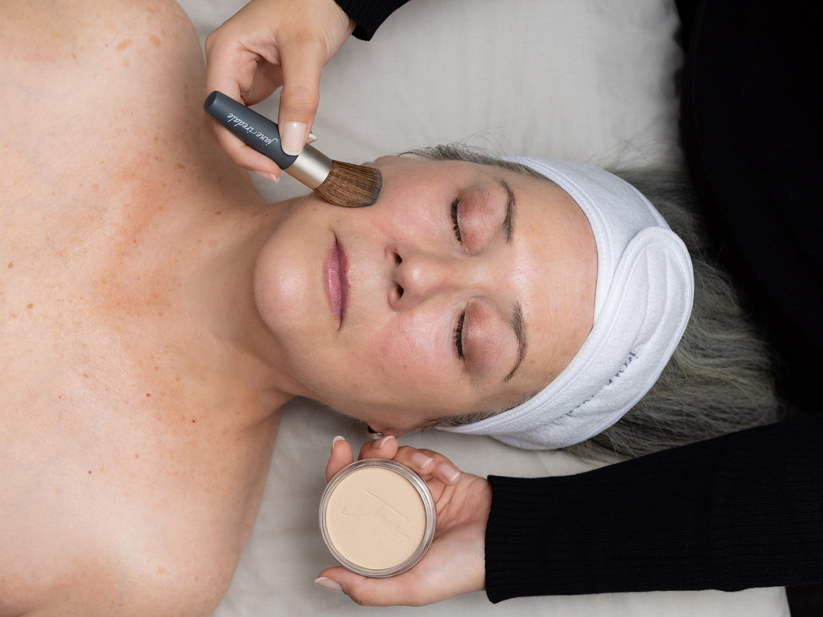 Care Concept Onlineshop - jane iredale - Kaschieren und schützen