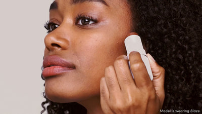 jane iredale - Glow Time Bronzer Stick - Sizzle - Bronzer - jane iredale Mineral Make-up - Care Concept Onlineshop - Vertrieb für Premium Wirkstoffkosmetik
